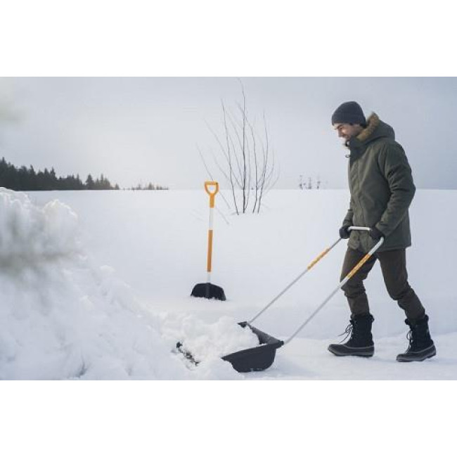 Плуг для уборки снега Fiskars SnowXpert (скрепер-волокуша) 1003470/143021/n
