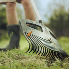 Грабли для уборки листьев Fiskars Xact™(Softgrip) L  (1027037)