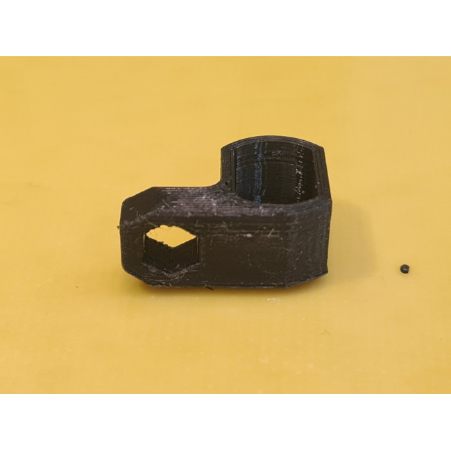 3D друк кріплення руки в іграшці робот-трансформер