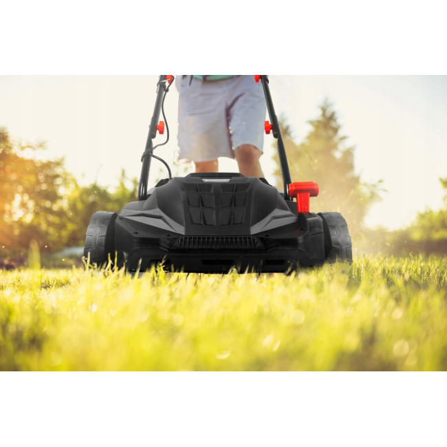 Аэратор, скарификатор электрический Maltec 32см 2400Вт (Польша)