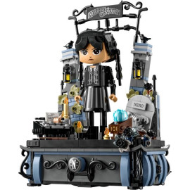 Блоковий конструктор LEGO Фігурка Венсдей Аддамс (76780)