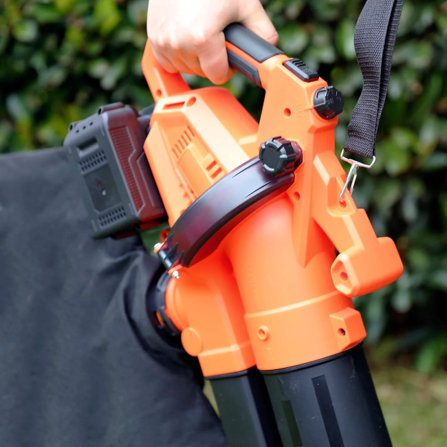 Пылесос воздуходувка акумуляторный Yard Force LB C20C 40V (2x20V)