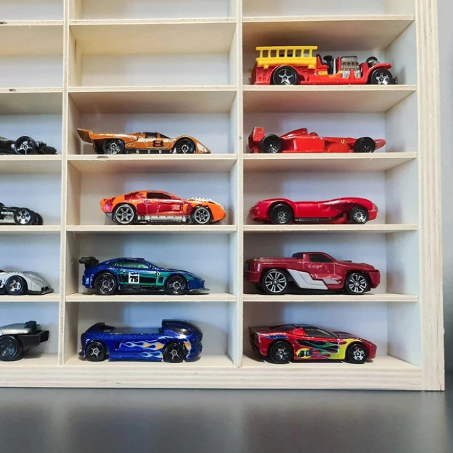 Дерев'яна полиця-органайзер Kruzzel для іграшкових машинок Hot Wheels, фігурок і колекцій на 54 ячейки 60 x 40 см (21998)